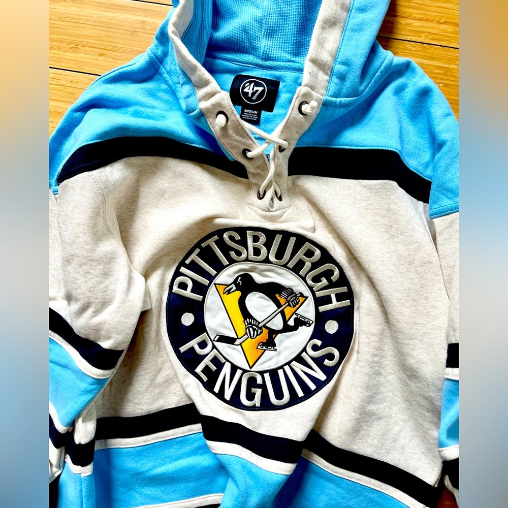 Fanatics ‘47 Pittsburgh Penguins Rockaway Lace-Up Pullover Hoodie - Oatmeal